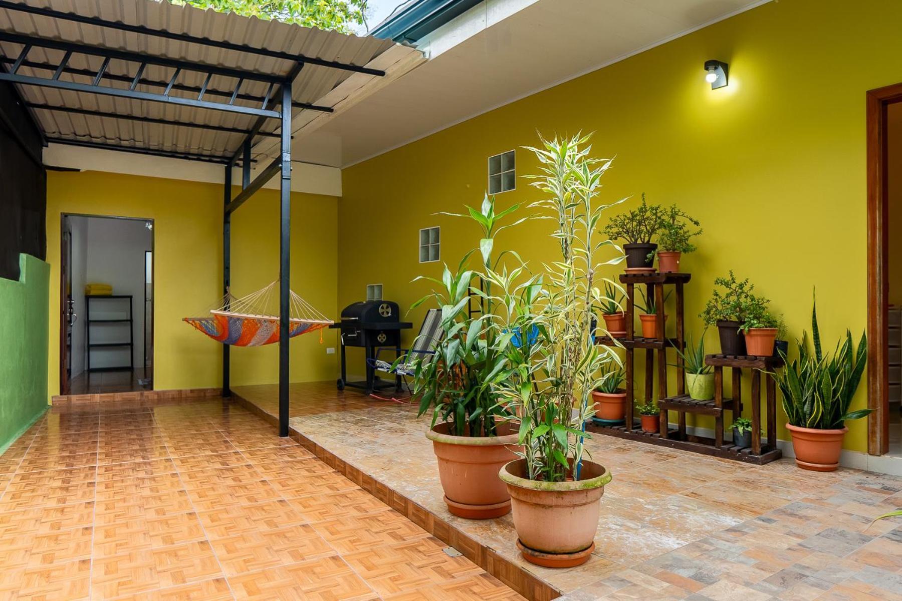 Yellow House Quepos Luaran gambar