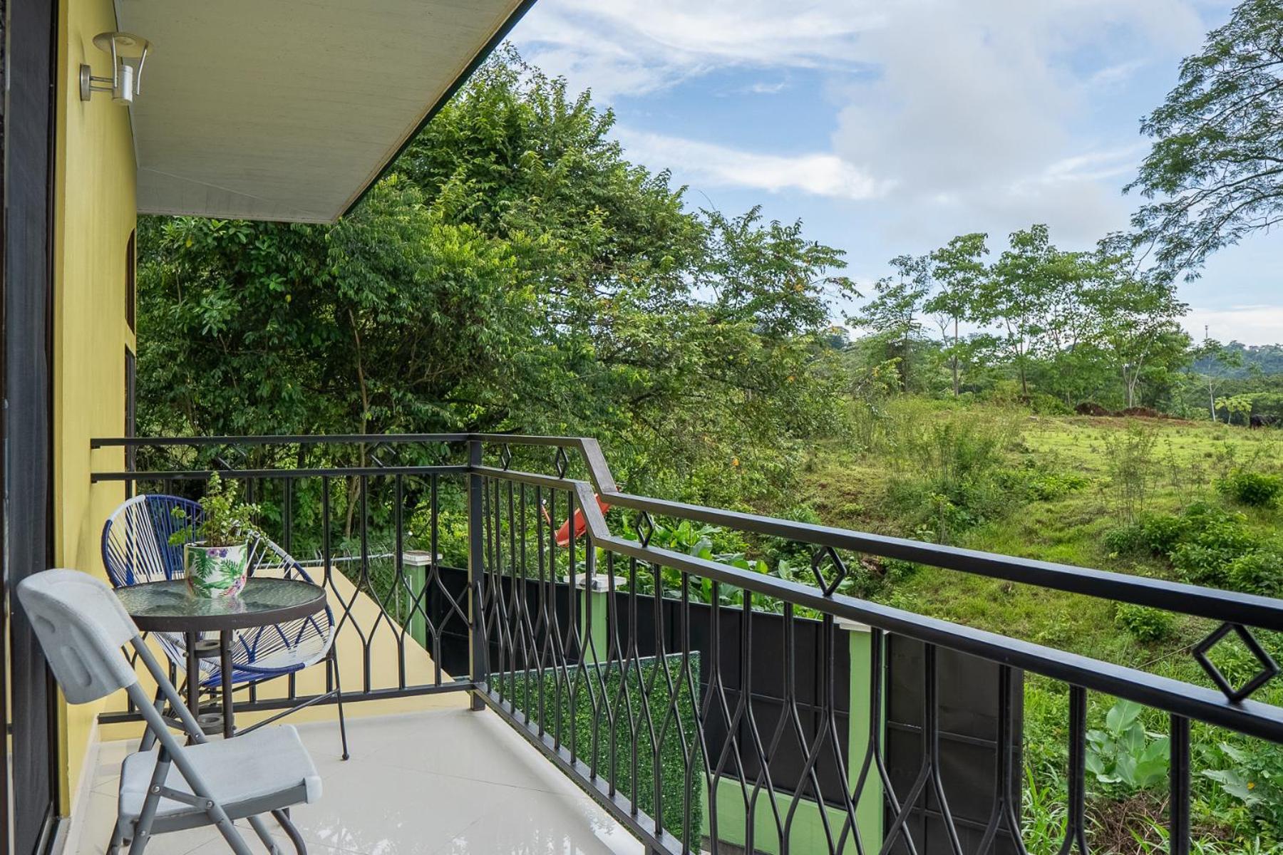 Yellow House Quepos Luaran gambar