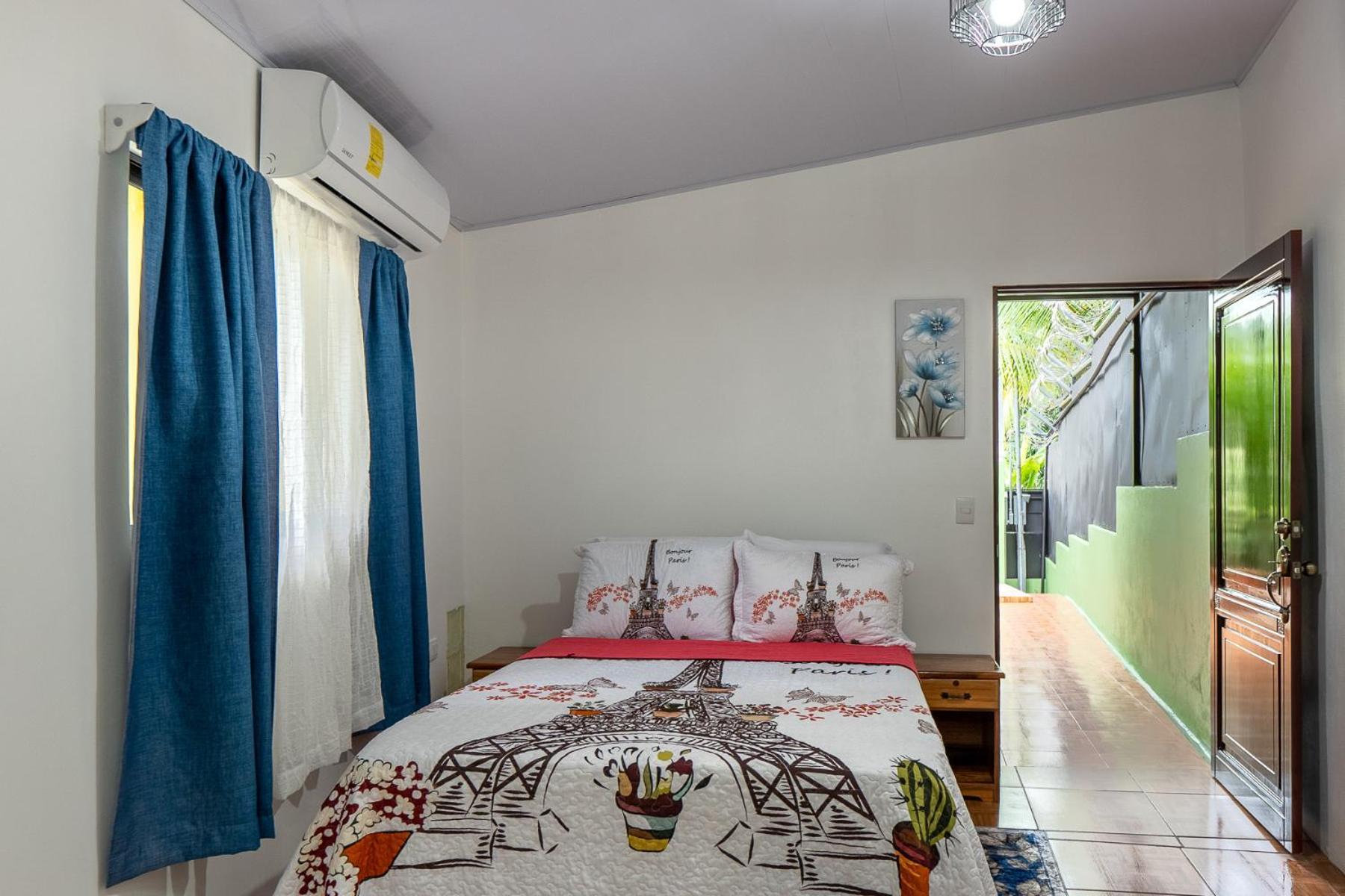 Yellow House Quepos Luaran gambar